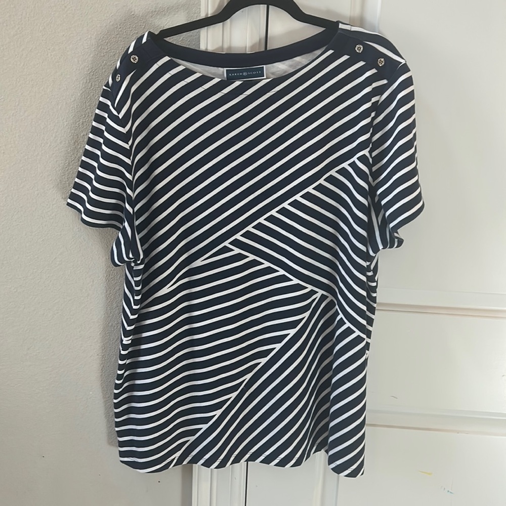 Karen Scott blue and white striped shirt size 2X